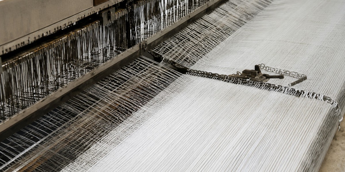 What Is Fiber Glass Made Out of? Complete Guide