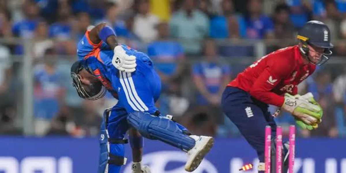Best Ways for Indian Cricket Fans to Follow Live Cricket Scores and Match Data Online in 2026