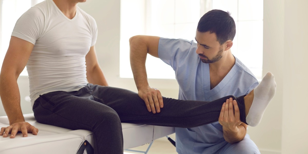 Post-surgery recovery with in-home physiotherapy