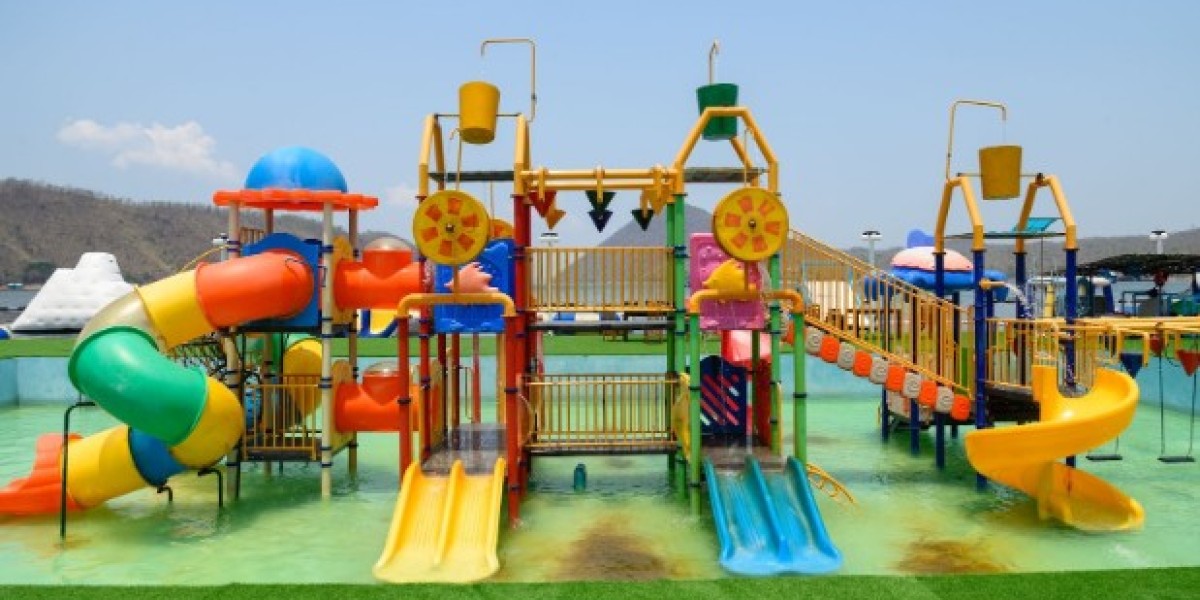 Crafting Exceptional Aquatic Environments: The Role of a Professional Water Park Builder
