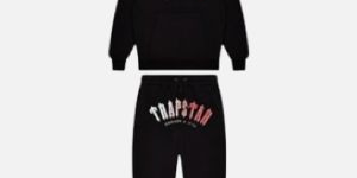 Trapstar Pantaloncini e Cappello per lo Streetwear Estivo