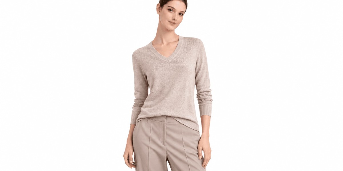Best Charcoal and Camel Cashmere V-Necks for a Classic Wardrobe
