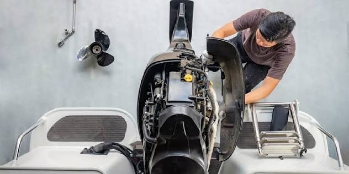 Top 10 Signs Your Boat Needs Outboard Engine Service Before Minor Problems Turn Into Expensive Repairs